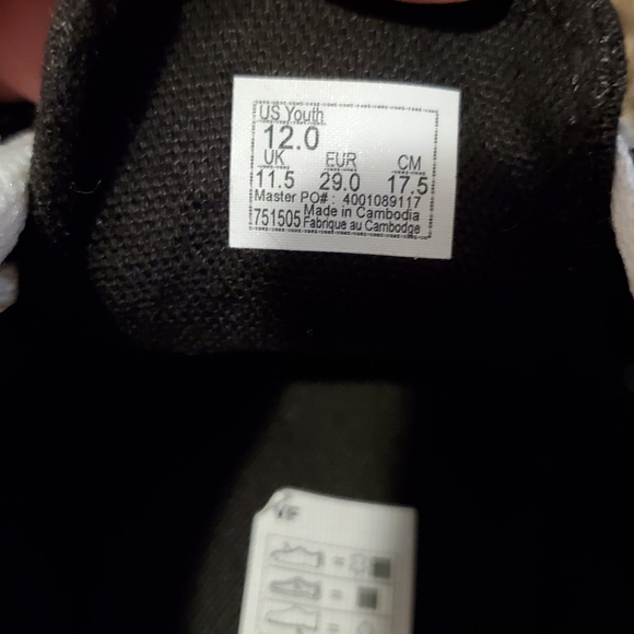 Vans - Picture 5 of 5